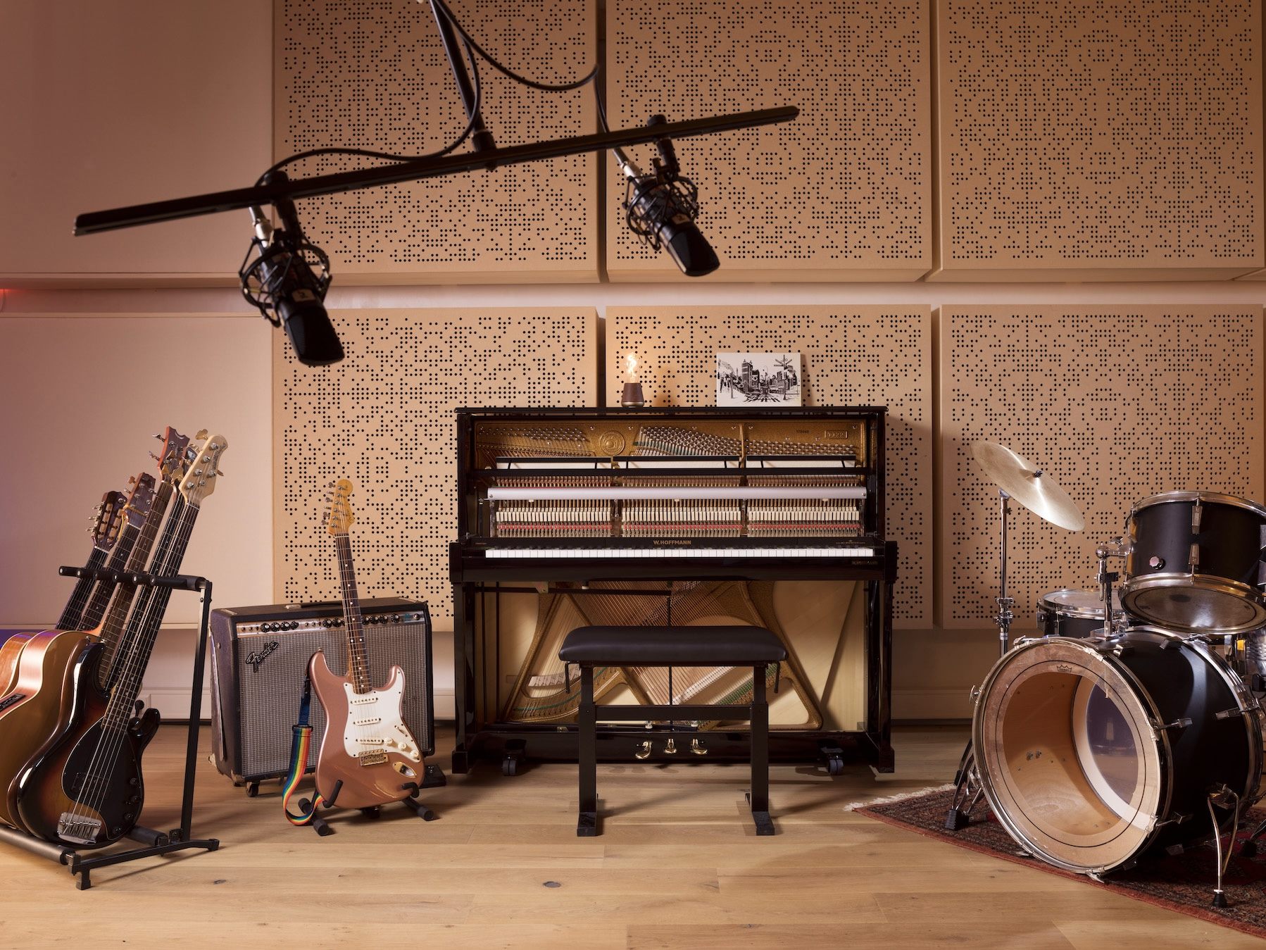 Studio 17 — instrumenten en sfeerverlichting bij Sound City Amsterdam